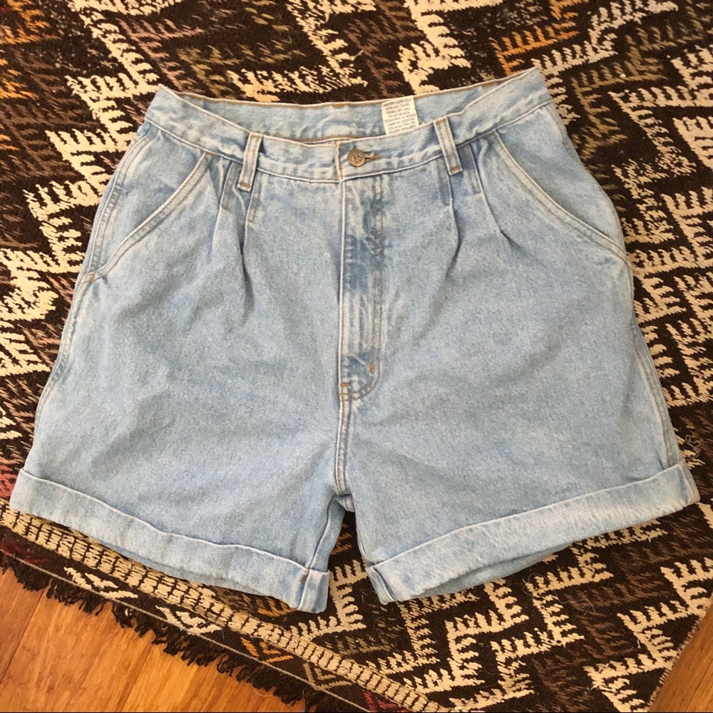 vintage • high waist pleated denim shorts